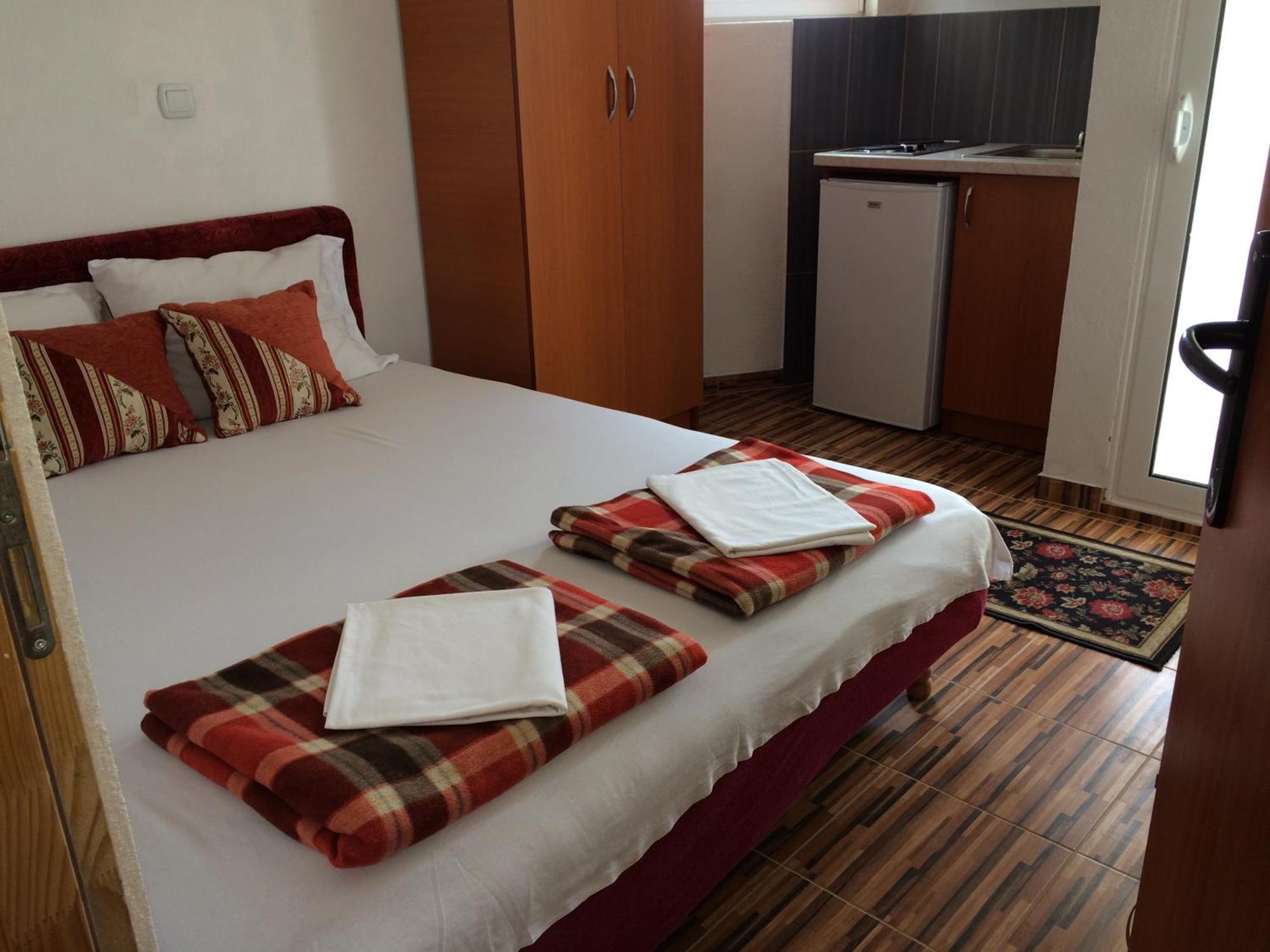 Apartment Delfin Ulcinj